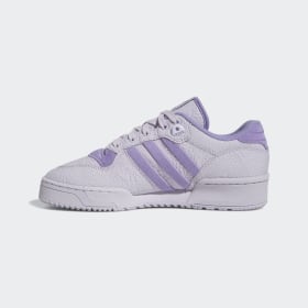 Purple white hot sale basketball shoes