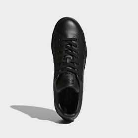 plain black adidas trainers
