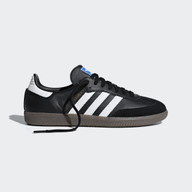 All black hot sale adidas sneakers