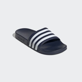 Adilette hot sale cloudfoam kids