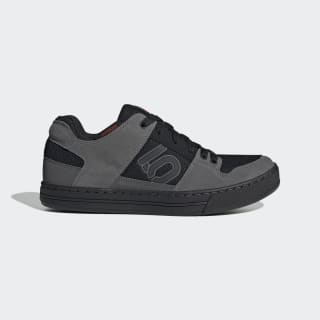 Kód farby: Grey Five / Core Black / Grey Four