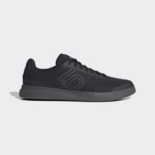 Color del artículo: Core Black / Grey Five / Cloud White