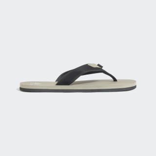 Color: Core Black / Clay