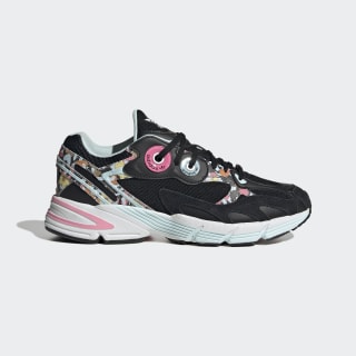 Kód farby: Core Black / Almost Blue / Bliss Pink