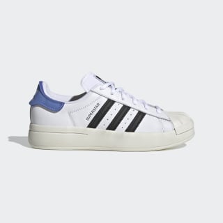 컬러: Cloud White / Core Black / Off White