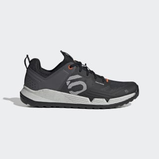 Kód barvy: Core Black / Cloud White / Grey Six