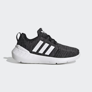 Kód barvy: Core Black / Cloud White / Grey Five