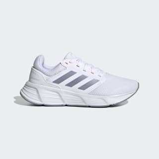 Color del artículo: Cloud White / Silver Violet / Core Black