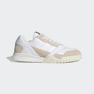 Chaussure A.R. Trainer Cloud White / Linen / Off White EG5150 Chaussure A.R. Trainer Cloud White / Linen / Off White EG5150
