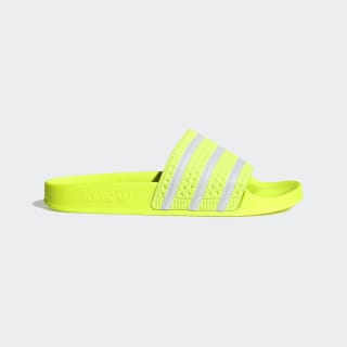 Chinelo Adilette Solar Yellow / Cloud White / Solar Yellow EE6182 Chinelo Adilette Solar Yellow / Cloud White / Solar Yellow EE6182