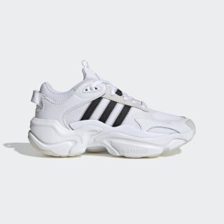 Sapatos Magmur Runner Cloud White / Core Black / Grey Two EE5139 Sapatos Magmur Runner Cloud White / Core Black / Grey Two EE5139