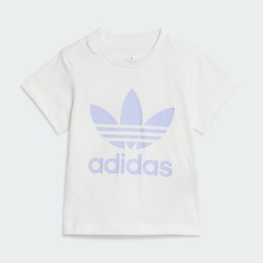 ชุดเสื้อยืดและกางเกงขาสั้น Trefoil
