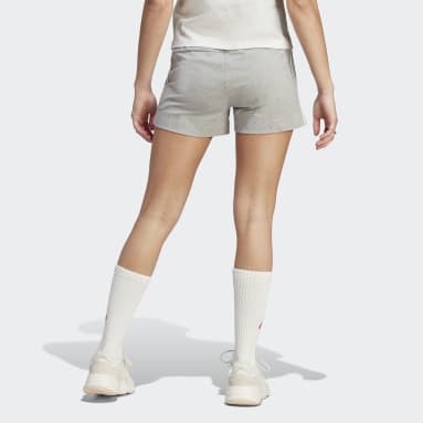 Frauen Sportswear Essentials Slim 3-Streifen Shorts Grau