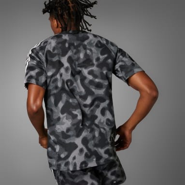 Camiseta Estampada Own the Run Três Listras