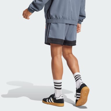 Tiro 25 Essentials Woven Shorts