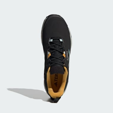 Männer TERREX Terrex AX4 Beta COLD.RDY Wanderschuh Schwarz