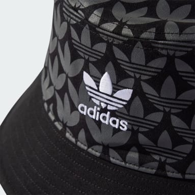 หมวกปีกรอบลายโมโนแกรม