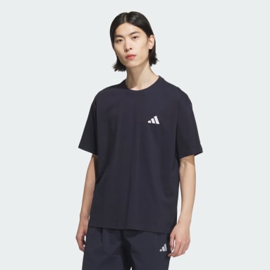 エッセンシャルズ プラス ルーズフィット スモールロゴ 半袖Tシャツ