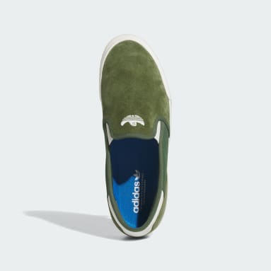 Adidas slip on hot sale verde