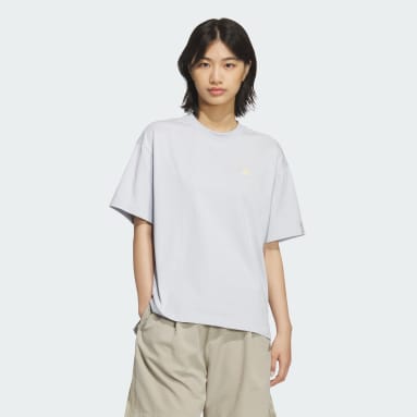 エッセンシャルズ プラス スモールロゴ ルーズフィット半袖Tシャツ