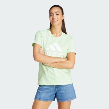 Playera LOUNGEWEAR Essentials Logo