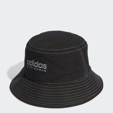 Los gorros de pescador no pasan de moda: seis modelos de Adidas