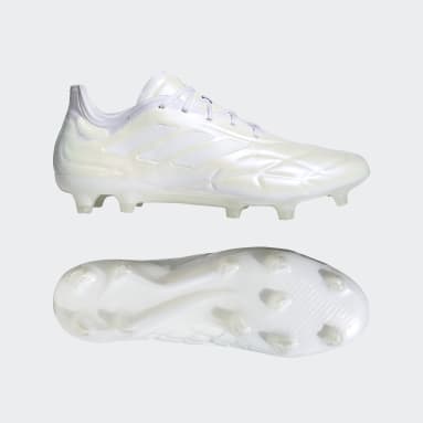 Consigue unas botas de fútbol para hombre | adidas