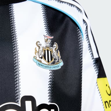 Mini equipamento principal 25/26 do Newcastle United FC – Criança