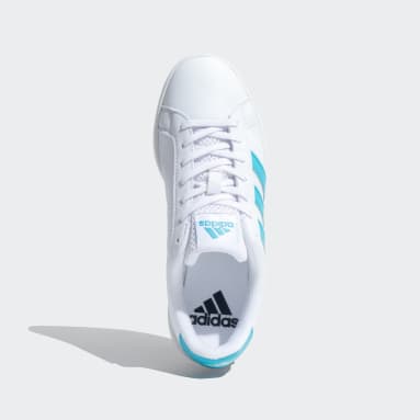 Women Skateboarding White Street Stunner W