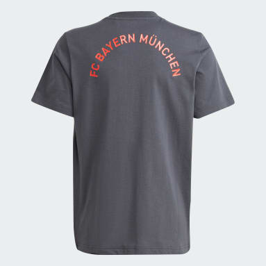 FC Bayern Essentials Trefoil T-skjorte Rød
