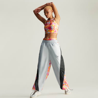 เสื้อครอปพิมพ์ลาย adidas by Stella McCartney TruePurpose Shine