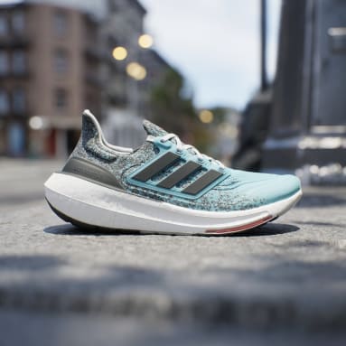 Running Turquoise Ultraboost Light Shoes