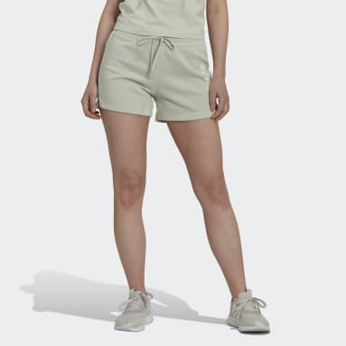 Shorts Essentials Slim Logo Verde Mulher Sportswear