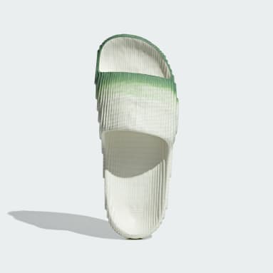 Adidas slapky deals s menom