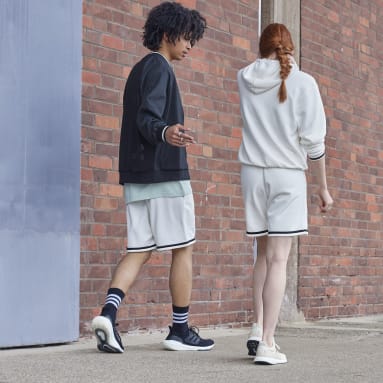 Sportswear French Terry Shorts – Genderneutral Weiß