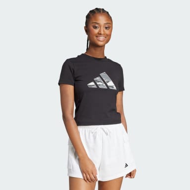 Camiseta cropped camuflada estampada