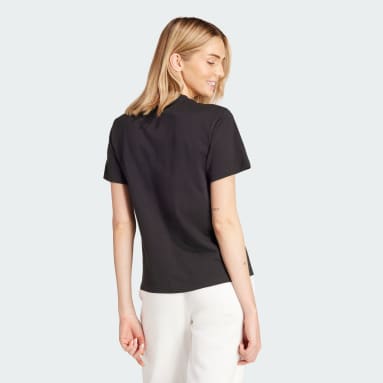 Modern Essentials Graphic Tee