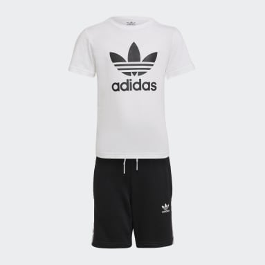 ชุดเสื้อยืดและกางเกงขาสั้น Adicolor