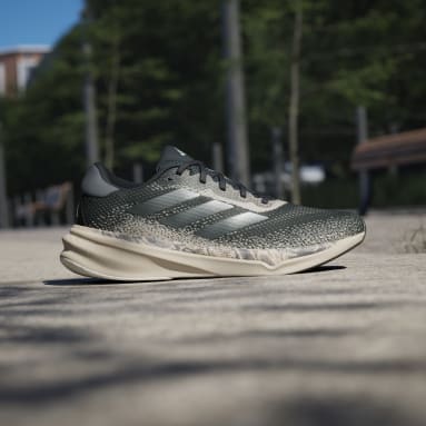 รองเท้าวิ่ง Supernova Stride