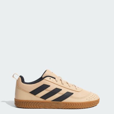 PIVOT COURT M