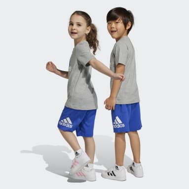 Ensemble t-shirt et short Logo Essentials gris Enfants 4-8 Years Sportswear