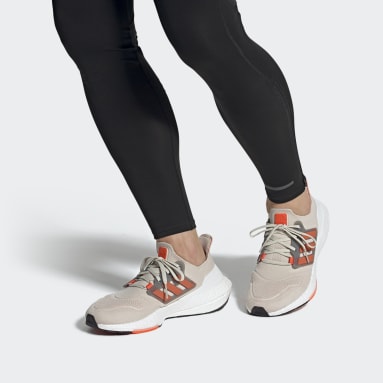 Men's Running Beige Ultraboost 22 Running Shoes