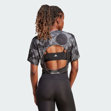 Camiseta Corta Train Essentials Estampado Floral Negro Mujer Training