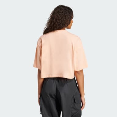 เสื้อครอป Essentials