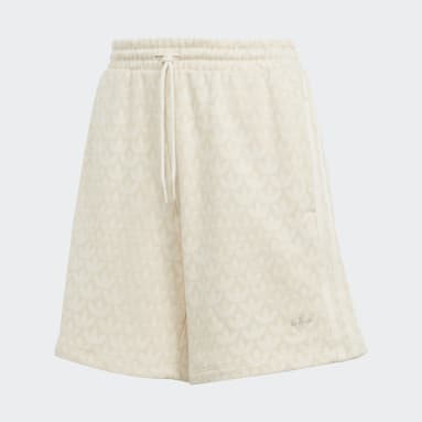 Short Trefoil Monogram