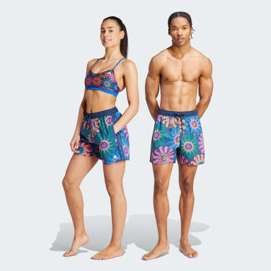 Sportswear adidas x FARM Rio Short-Length Badeshorts – Genderneutral Blau