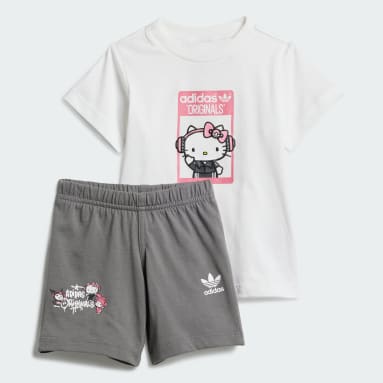 ชุดเสื้อยืดและกางเกงขาสั้น adidas Originals x Hello Kitty