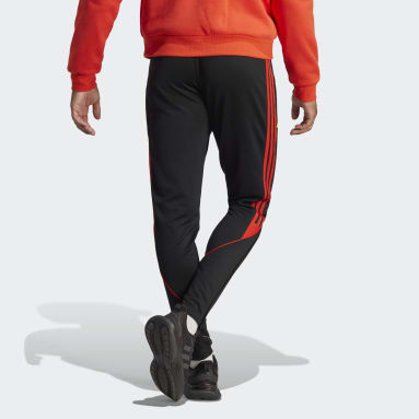 Muži Sportswear čierna Tepláky adidas x LEGO® Tiro