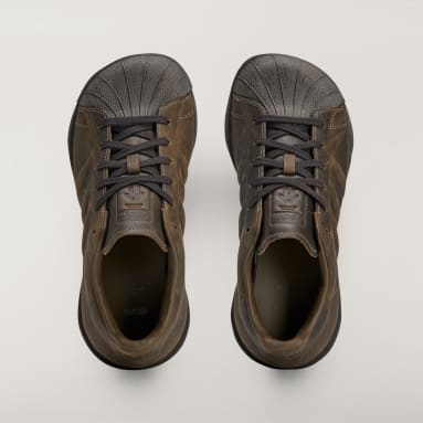 รองเท้า adidas Originals by Avavav Superstar