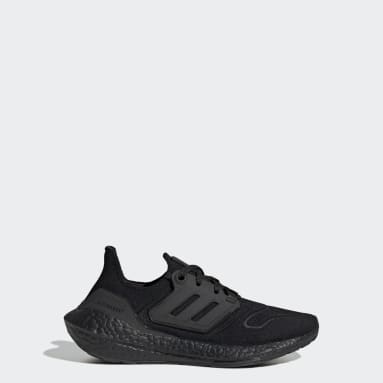 Youth 8-16 Years Running Black Ultraboost 22 Shoes